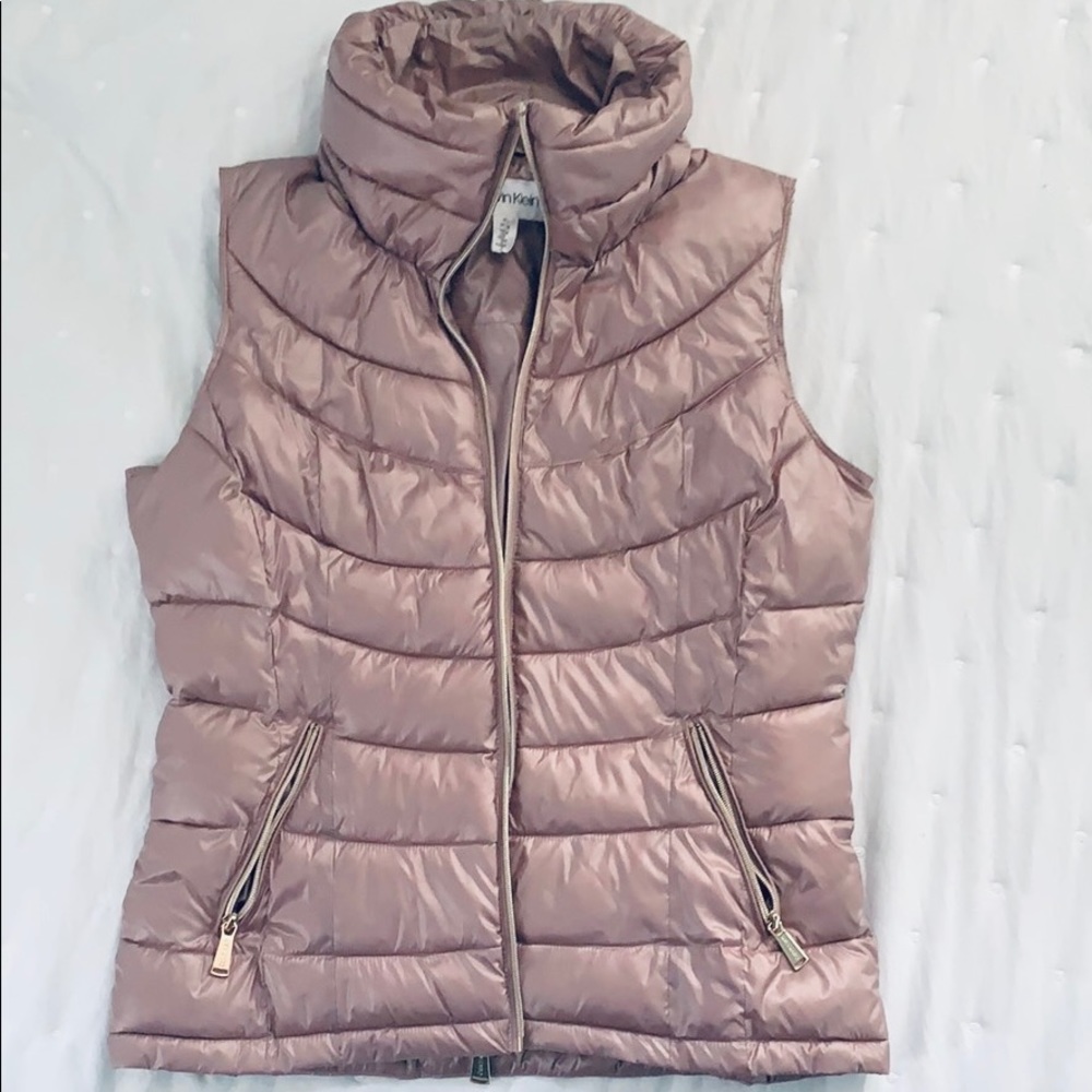 PUFFER VEST, NWOT